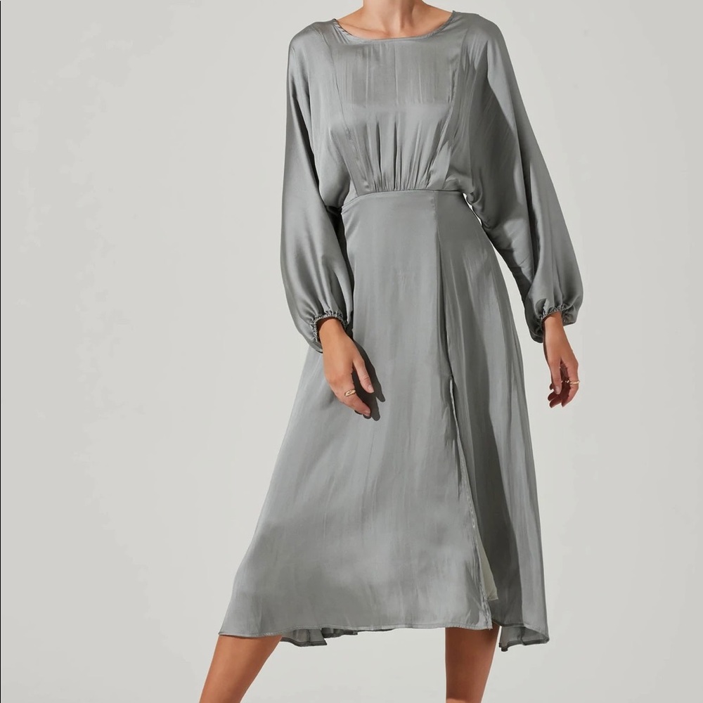 Marin dolman sleeve silk midi dress - sage - Small